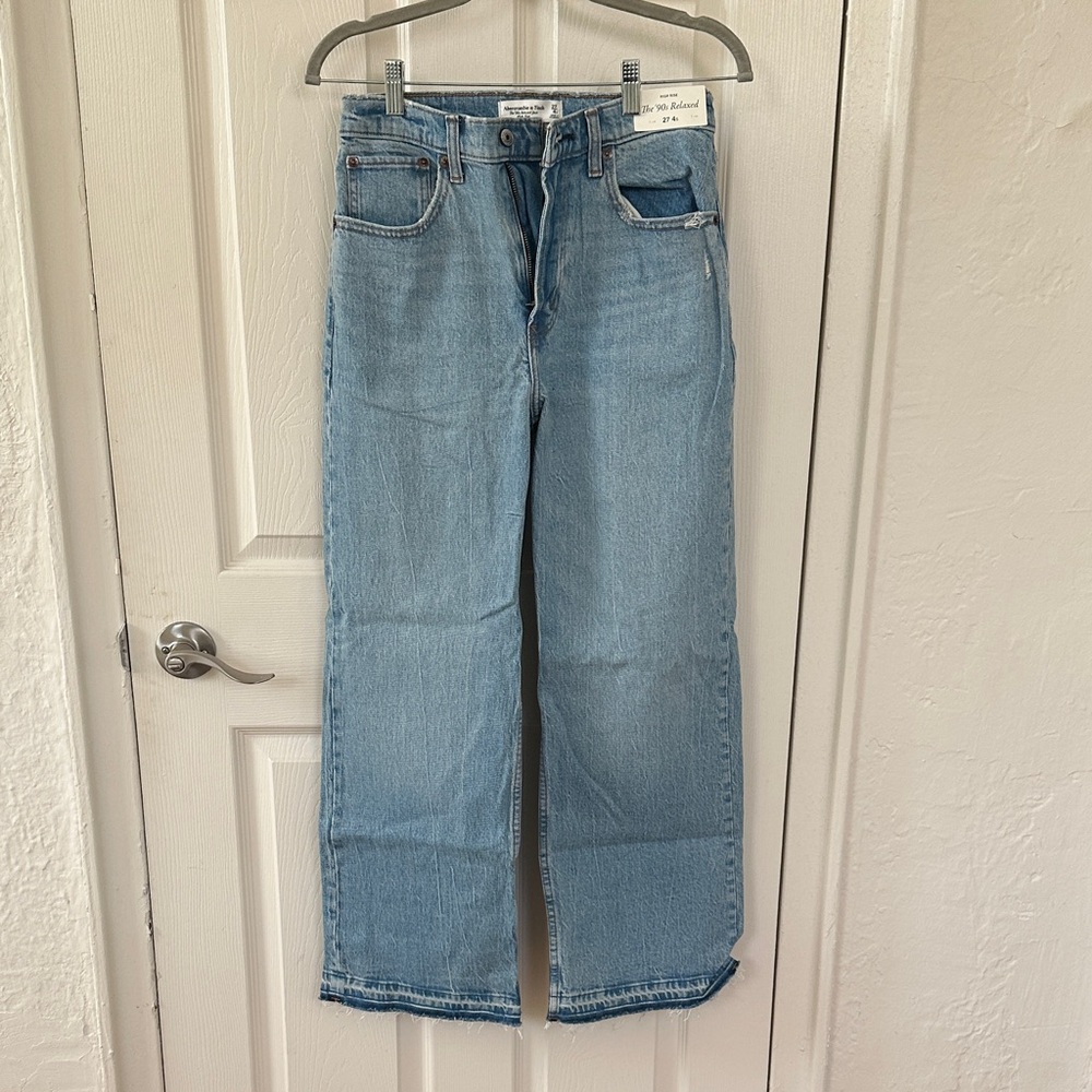 Abercrombie & Fitch 90s Relaxed High Rise Jeans